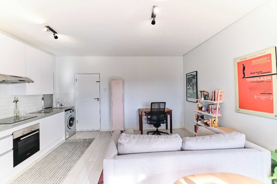 1 Bedroom Property for Sale in Bloubergrant Western Cape